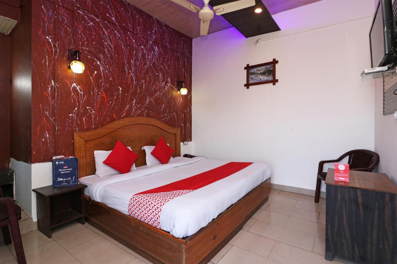 Oyo 81042 Rajput Resort Patiala Exterior photo