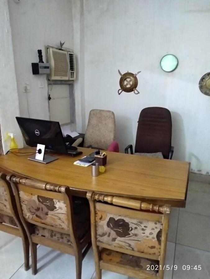Oyo 81042 Rajput Resort Patiala Exterior photo
